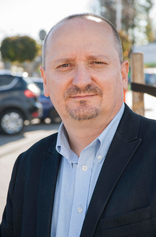 Dr Krzysztof Głuc